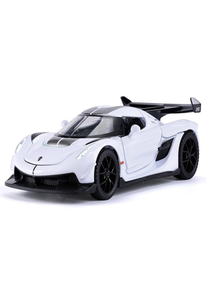 FEXXA سيارة FEXXA Koenigsegg Jesko بمقياس 1:32 مصنوعة من المعدن المصبوب، مزودة بأبواب قابلة للفتح، وإضاءة وصوت، ووظيفة السحب للخلف، لعبة داخلية وخارجية للأطفال (أبيض) - Image 1